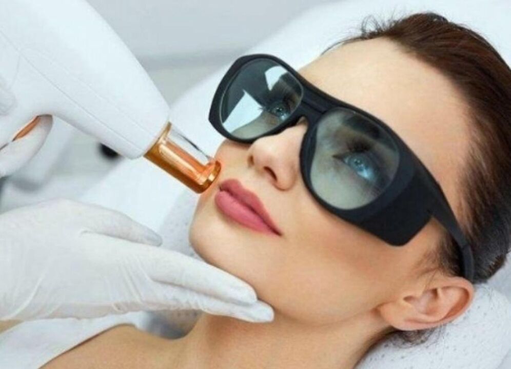 Pomlađivanje lica kože kože